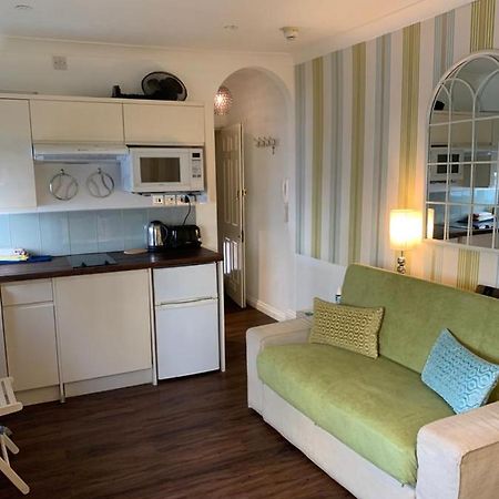 Between Piers, The Stylish Studio Flat In Cannon Place 브라이턴 외부 사진
